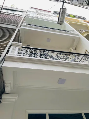 NHÀ ĐẸP KHƯƠNG TRUNG 39m2 - 6 TẦNG FULL NỘI THẤT - Ô TÔ ĐỖ CỬA - 2 MẶT THOÁNG