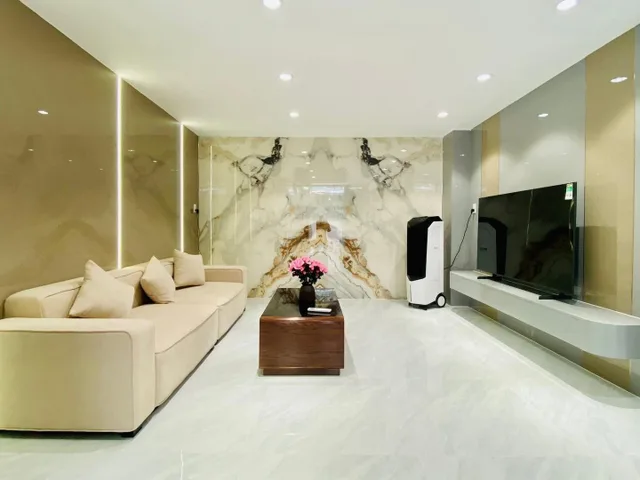 Bán nhà riêng, 2,4 tỷ/ 57m2, 4PN, 4WC ở Phan Văn Trị, Bình Thạnh, giá tốt