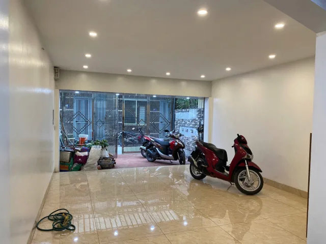Cho thuê nhà ngõ 132 Võ Chí Công, Tây Hồ 90M x 6T GARA, FULL ĐỒ, Ô TÔ giá 30 triệu