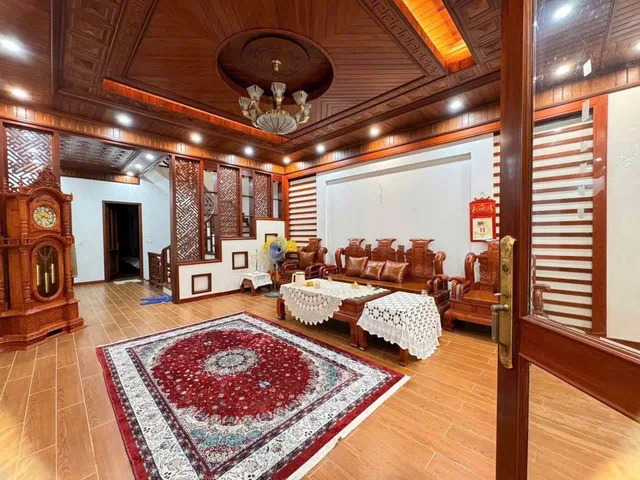 SIÊU PHẨM PHỐ TÂY AM - TRUNG TÂM TỪ SƠN: GARA 2 Ô TÔ - 2 MẶT THOÁNG - NỘI THẤT GỖ HƯƠNG 6 TỶ TẶNG FULL