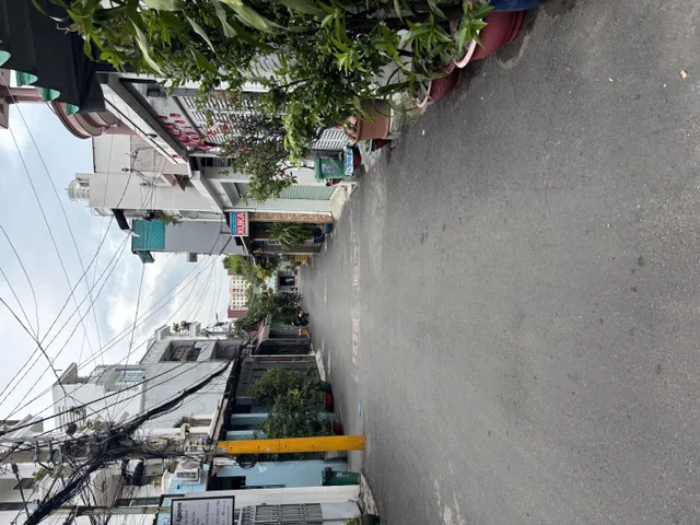NHÀ VỊ TRÍ ĐẸP ĐƯỜNG THỐNG NHẤT - GV