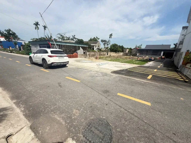 2KM74 TUYẾN 2 TRỤC THÔN ĐÔNG PHƯƠNG KIẾN THỤY - 74M² NỞ HẬU - NGÕ NHỰA ASPHALT MỚI TINH - SÁT VINHOMES - ZÁ 1,3 TỶ XXX