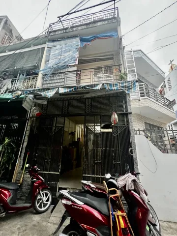 Nhà hẻm xe hơi Trường Sa - 4 tầng - Sát mặt tiền - 42m2 - Chỉ 8 tỷ