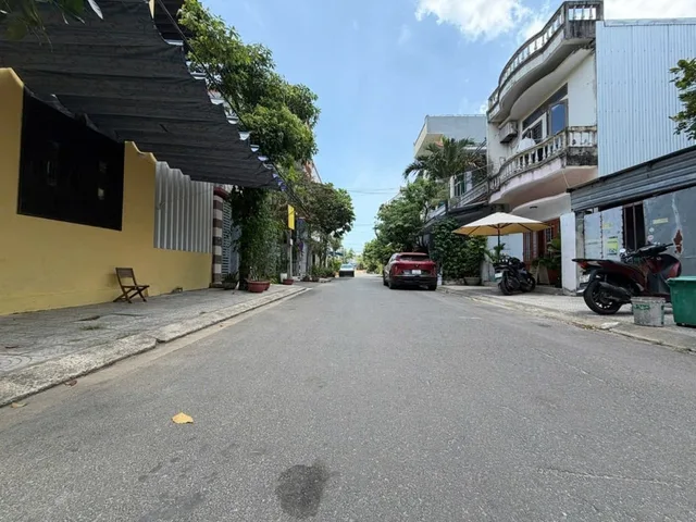 BÁN ĐẤT TẶNG NHÀ ĐÁ MẶN ĐÔNG 89M2-GẦN BIỂN SƠN THUỶ- NGANG 9 PHÙ HỢP XÂY CĂN HỘ CHỈ 7,5 TỶ