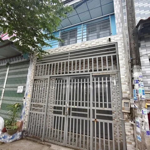 Nhà Quận 8 Cần Bán gấp để về quê làm ăn