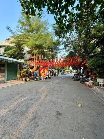NHÀ KHU BÀN CỜ HỌ LÊ, CHỢ VẢI PHÚ THỌ HOÀ - NGANG HƠN 7M NỞ ĐẸP, HƠN 152M2 - HƠN 17T
