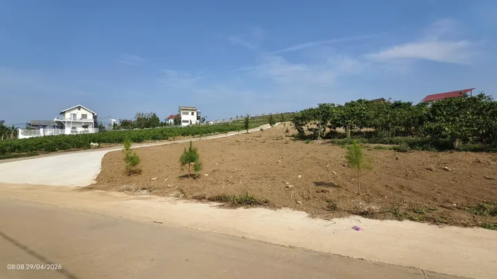 Đất VIEW HỒ TỪ LIÊM - NAM BAN chỉ 900m ra đường nhựa ĐT 725.  Giá 1.3 tỷ