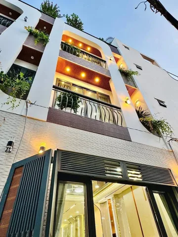Bán, Nhà riêng, 70m², thổ cư 5m², giá 4 tỷ, tại Đường Bùi Viện, Phường Bến Thành, Quận 1, TP. Hồ Chí Minh