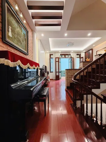 Bán Nhà riêng 47m² thổ cư 40m² giá 14.5 tỷ tại Đường Tư Đình Phường Long Biên Hà Nội