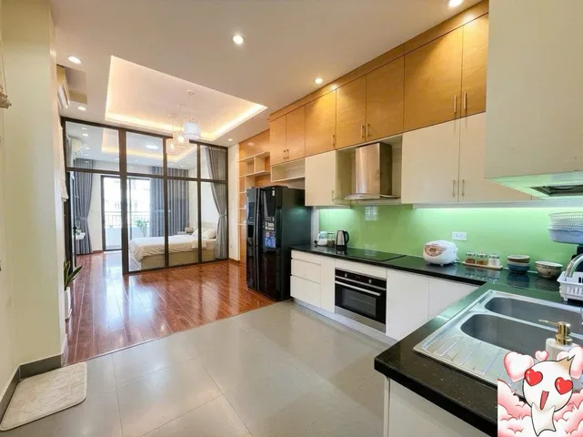 BÁN NHÀ MẶT PHỐ TRẦN PHÚ – HÀ ĐÔNG
55m² | 6 tầng | Cạnh Hồ Gươm Plaza | Vỉa hè rộng 26 tỉ