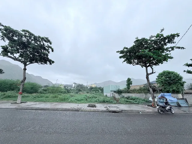 BÁN ĐẤT MT NGUYỄN CƠ THẠCH TRỰC BIỂN - 405,7M2 - NGANG 15 - 49 TỶ
