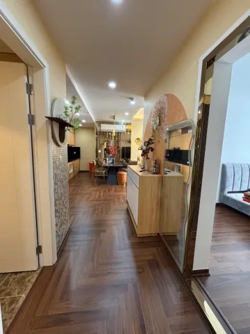 CHUNG CƯ D’CAPITALE TRẦN DUY HƯNG – CĂN GÓC 2PN 2WC – FULL NỘI THẤT CAO CẤP – VIEW ĐẸP