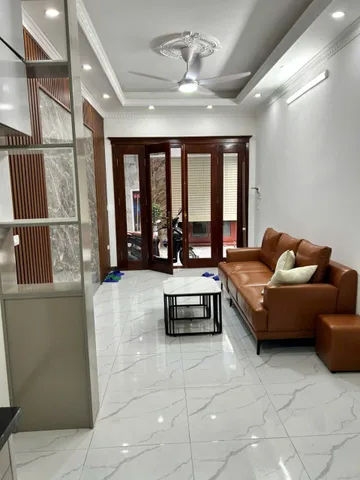 BÁN SIÊU PHẨM VIỆT HƯNG,LONG BIÊN, NHÀ ĐẸP Ở NGAY, NGÕ THÔNG, GẦN PHỐ 31M² - 5 TẦNG
