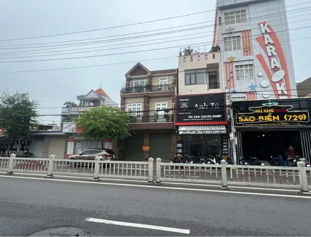 🔥 NHÀ PHỐ 3 TẦNG SẠCH ĐẸP MẶT TIỀN KDC SẦM UẤT – DIỆN TÍCH KHỦNG 246M² NGANG 7.13M – VỪA Ở VỪA KINH DOANH ĐA NGÀNH GIÁ 30 TRIỆU 🔥