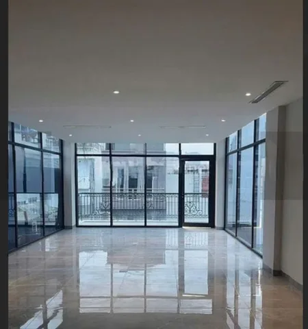 Cho thuê MP Mai Hắc Đế quận Hai Bà Trưng 100m² x 7T MỚI TINH CÓ THANG MÁY giá 180 triệu
