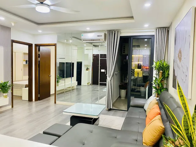 🏢 Bán Căn Hộ Cao Cấp FLC 36 Phạm Hùng – 70m² – 2PN, 2WC – Tầng 10 – Full Nội Thất Đẹp – View Thoáng – Sổ Đỏ Chính Chủ – Giá 7,15 Tỷ

📞 Liên hệ: 0982.318.676 (Nga).