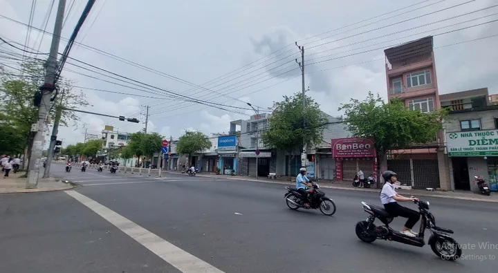 🔥 TOÀ NHÀ 5 TẦNG CÓ THANG MÁY NGAY TRUNG TÂM HÀNH CHÍNH P.11 – DIỆN TÍCH KHỦNG 600M² – SÁT UBND, TIỆN ÍCH NGẬP TRÀN GIÁ 35 TRIỆU 🔥