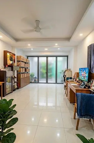 Bán nhà hẻm 6m Xe hơi Lê Văn Sỹ, QUẬN 3, ngang hiếm 4.3 m, giá 14.5 tỷ