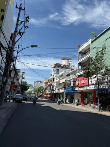 Bán Nhà riêng 216m² thổ cư 216m² giá 55 tỷ tại Đường Quang Trung Phường Nha Trang Khánh Hòa