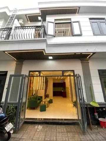 Nhà 26,4m² thổ cư chỉ 1,13 tỷ Đường Tân Thới Hiệp 15 gần siêu thị Metro, có 2PN 2WC. Giá còn bớt
