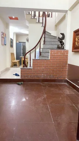 Cho thuê Nhà riêng 40m² x 5T giá 13 triệu/ tháng tại Đường Đội Cấn Phường Liễu Giai Quận Ba Đình Hà Nội
