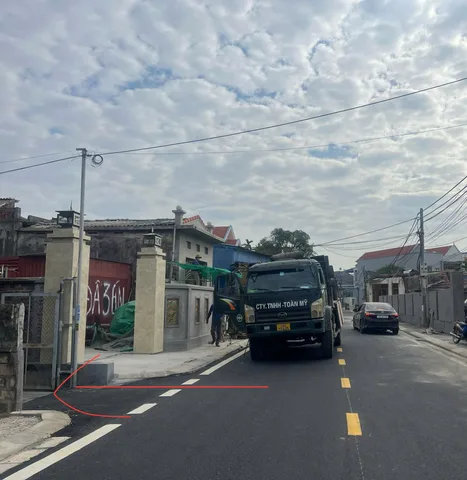 Bán 74.6 m  lô 3 mặt thoáng giá 1.05 tỷ tại Mỹ Đồng, Thuỷ Nguyên ngõ ô tô.l/h:076.231.9990 em Thuý