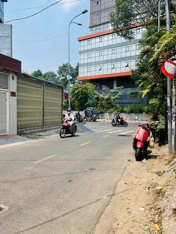 Bán nhà Lê Lai hẻm 1/ - 38m2 - 4 tầng nở hậu - Ngã tư Bảy Hiền tuyến Metro - Nhỉnh 7 tỷ