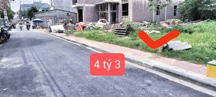 Bán trục trính Hoàng Văn Thụ vỉa hè 4 tỷ 3