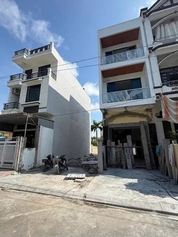 Bán Đất 76,6m² thổ cư 50m² giá 5.2 tỷ tại Phường Hồng Gai Quảng Ninh