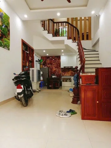 Cho thuê nhà ngõ Quang Tiến, Nam Từ Liêm 45M x 4T SẠCH ĐẸP, FULL ĐỒ, Ô TÔ giá 15 triệu
