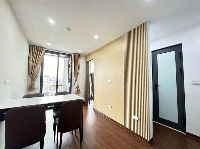 Bán Nhà Nguyễn Khang. Cầu Giấy. 9 Tầng Thang Máy. Ô Tô. DT 190m2. MT 10m. Giá 81.5 Tỷ.