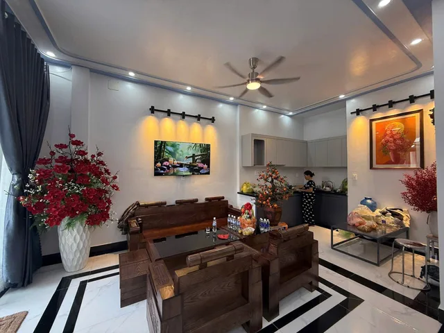 🏡 NHÀ KIỆT Ô TÔ BẠCH ĐẰNG – TRUNG TÂM HUẾ