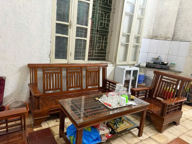 Chính chủ cho thuê nhà Phố Nguyễn Huy Tự - Hai Bà Trưng - 30m2 - tầng 1 - 5,5tr/tháng
