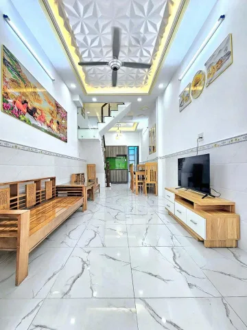 Bán Nhà riêng 75m² thổ cư 75m² giá 4.5 tỷ tại Đường Ngô Gia Tự Phường Vườn Lài TP. Hồ Chí Minh