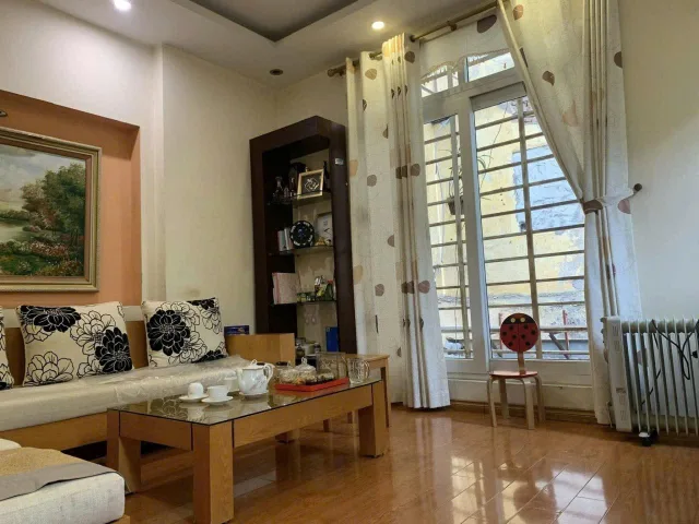 Cho thuê Nhà riêng ngõ 20 Thành Công, Đống Đa 42M x 4T, 2 THOÁNG FULL ĐỒ giá 14 triệu