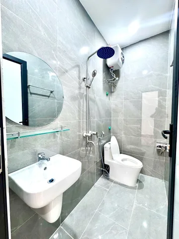 Bán nhà độc lập có sân cổng tại Lê Lợi siêu hiếm