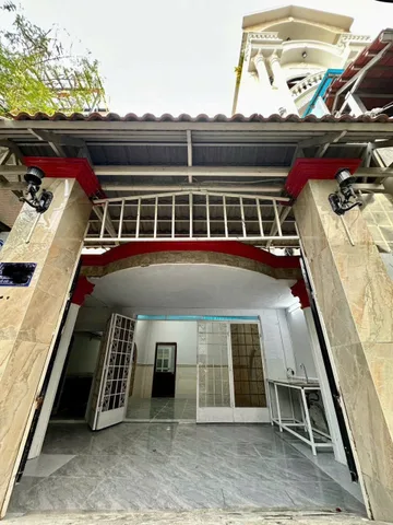 496// Dương Quảng Hàm DT:5,8x16,3 CN 95m có thể xây được 6 tầng sổ vuông chỉ 9,9 tỷ