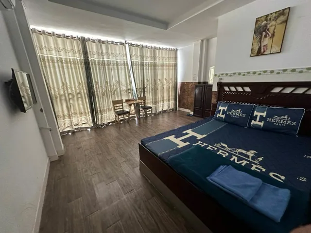 BÁN KHÁCH SẠN KHU TÊN LỬA 5 TẦNG NGANG 5M DÒNG TIỀN 120 TR/TH NHIK 13 TỶ