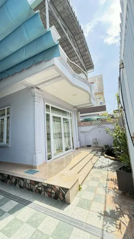 BÁN NHÀ 1T1L ĐƯỜNG LÊ LỢI – HẺM Ô TÔ – DT 175.6M² – ĐÔNG TỨ TRẠCH – GIÁ 9 TỶ