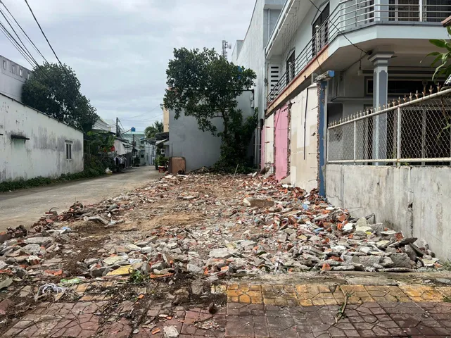 Bán nền góc hẻm 2 mặt tiền Bà Triệu, phường Rạch Giá, tỉnh An Giang. Cách mặt tiền đường