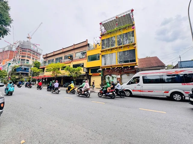 Bán Nhà riêng 63m² thổ cư 63m² giá 33 tỷ tại Đường Phạm Ngũ Lão Phường Bến Thành TP. Hồ Chí Minh