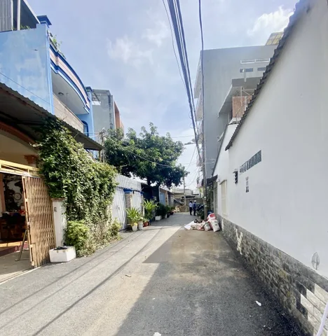 BÁN NHÀ ĐƯỜNG TÂY HOÀ, PHƯỚC LONG A, QUẬN 9 - DT 217M2 - NGANG 10M - SÁT GA METRO NGÃ TƯ MK - GIÁ 21.5