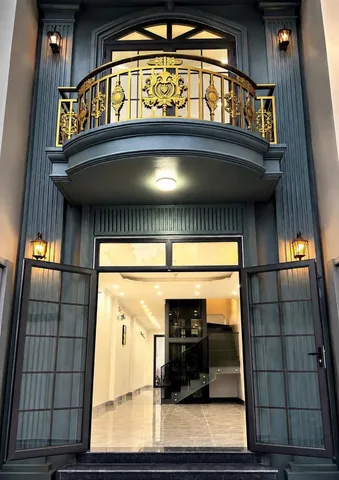 Bán Nhà riêng 100m² thổ cư 100m² giá 12.5 tỷ tại Phường Hiến Nam Thành phố Hưng Yên Hưng Yên