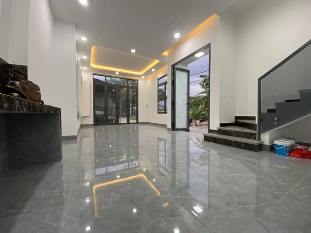 NHÀ ĐẸP GIÁ TỐT – CHỈ 2 TỶ 750 TRIỆU .1 trệt 1Lầu Mặt Tiền Đường Thông