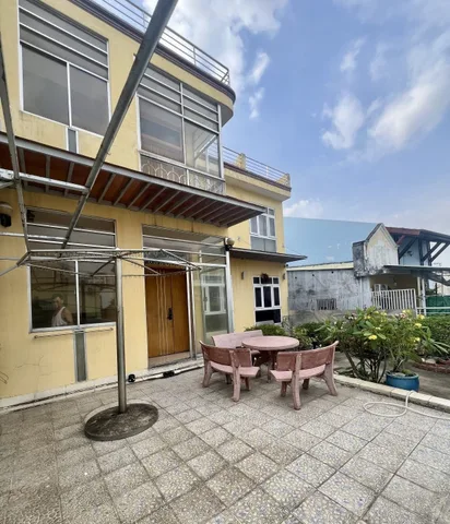 BÁN NHÀ ĐƯỜNG TRẦN THỊ ĐIỆU, QUẬN 9 - DT 263M2 - 3 TẦNG NGANG 10.8M - SÁT CAO ĐẲNG CÔNG THƯƠNG  - GIÁ 18 TỶ