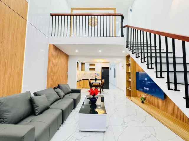 Nhà 500/45 Tôn Đản 📌📌📌LÀM VIỆC TRỰC TIẾP GIÁ TỐT !!!