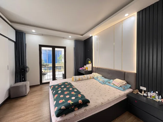 NHÀ ĐẸP PHỐ DI SẢN NGUYỄN HUY TỰ - NGÕ THÔNG SÁT PHỐ - VỪA Ở VỪA LÀM VĂN PHÒNG - 50M2 5 TẦNG - GIÁ 11.X TỶ