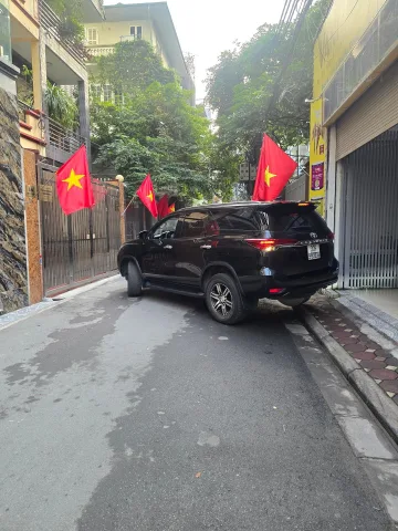 Bán nhà 103m² full thổ cư ngang 5m giá 55 tỷ tại Đường Thái Hà Phường Đống Đa