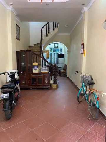 Cho thuê nhà riêng Trần Duy Hưng, Cầu Giấy 45M x 4 tầng (4 ngủ) giá 15 triệu