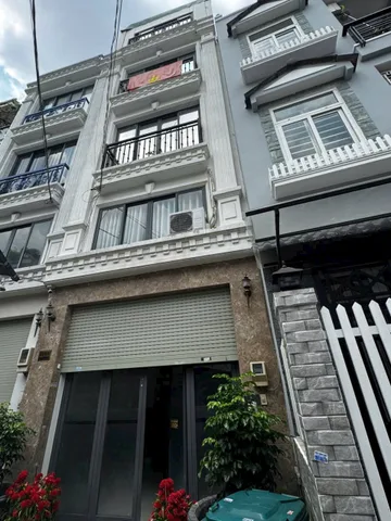 Chủ kẹt tiền cần bán nhà gần MT Nguyễn Cửu Vân, P.17, Bình Thạnh – 102m2 giá 5tỷ550r. Sổ chủ giữ.